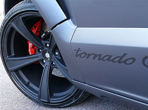 龍卷風(fēng)來(lái)襲：Gemballa Tornado 750 GTS